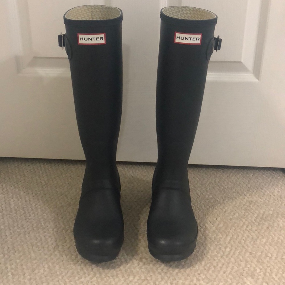 Size 7 Matte Navy Blue Hunter Boots